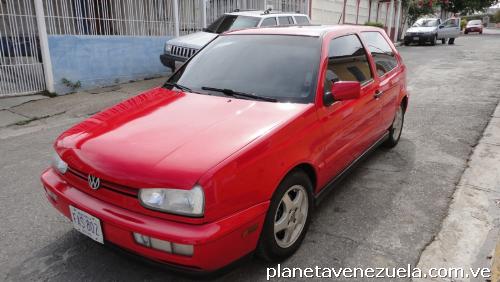 Vw golf gti año 95 motor 2.0 litros full equipo Deportivo sincrónico