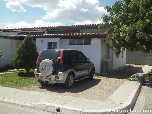 Vendo motivo de viaje casa