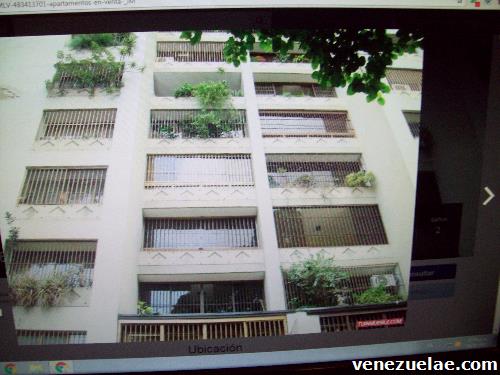 Inmobiliaria Dumont Vende Bello Apartamento En El Paraíso Caracas Venezuela.