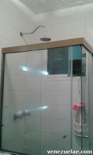 Traspaso apartamento Legal por viaje, Av. Rómulo Gallegos. 89 M², 2 amplias hab. 1 baño, estacionamiento