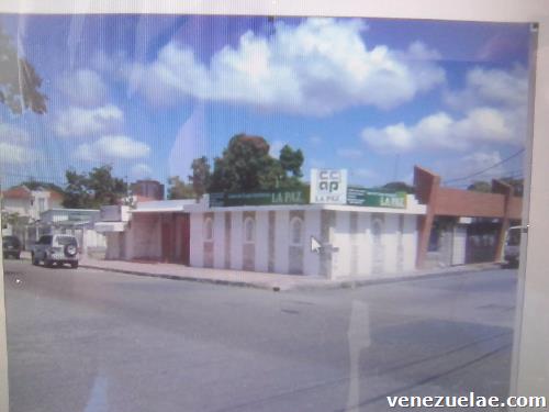 Vendo Casa Av. La Paz, carrera 11. No 2 cruce con calle 1. Esquina, Maturín Estado Monagas.