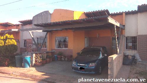 Se Vende Amplia Y Cómoda Casa De 142 Mts En Las Palmeras Uno Sector Tipuro