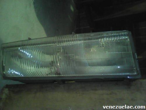 Faro Principal Ford/mercury Grand Marquis 1992 A 1994, y Cougar De 1990.