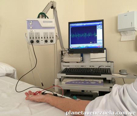 Fisiatría, Rehabilitación y Electromiografia . Estética: Consulta medicina estética., consulta de curugia plástica, limpiezas facail, Pq-age, V-carbón system. pelleng aclarante facial, tratamiento para papadas, aclaramiento de las zonas íntimas entre otro