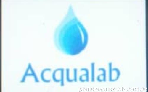 Acqualab / Químicos / Plásticos / Laboratorio / Agua
