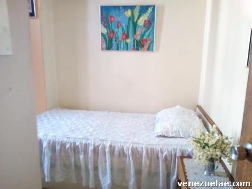 Habitación en alquiler para dama estudiante