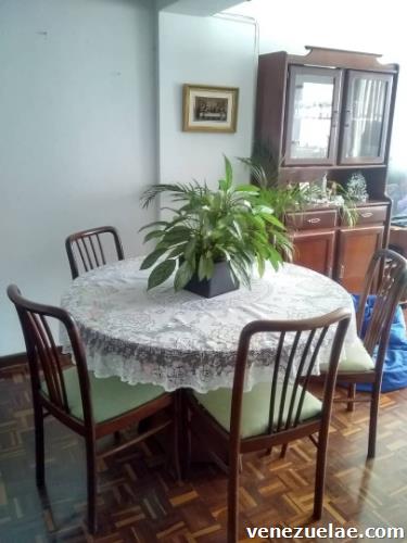 Se Vende Juego De Comedor Y Ceibo