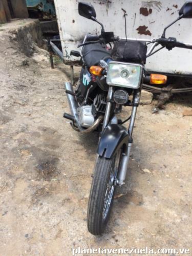 Moto Suzuki Ax-100 2006