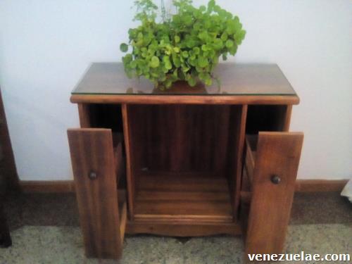 Mueble De Madera Usado Para Tv Y Equipo De Sonido