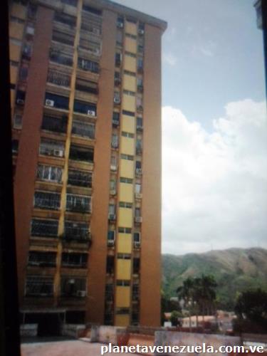 Vendo apartamento original, zona norte de Maracay.