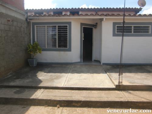 Se vende o se cambia casa o se cambia por camioneta en los valles del tuy