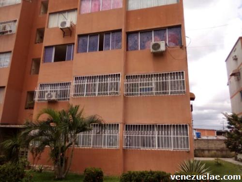 Cambio apartamento en Cagua por casa o apartamento en La Victoria o lo vendo