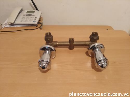 Llave para regadera de bronce doble pomo de acero inoxidable