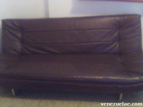 Sofá cama de cuero Modelo Futón
