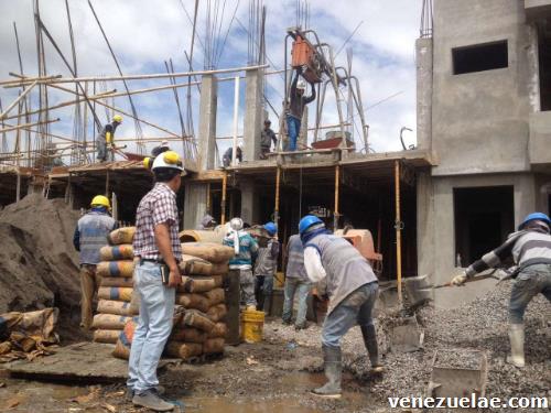 Empresa Constructora Obras Pequeñas Y Grandes.
