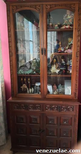 Vitrina, parte de arriba con puertas de vidrio