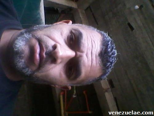 Busco trabajo como chofer para casa de familia