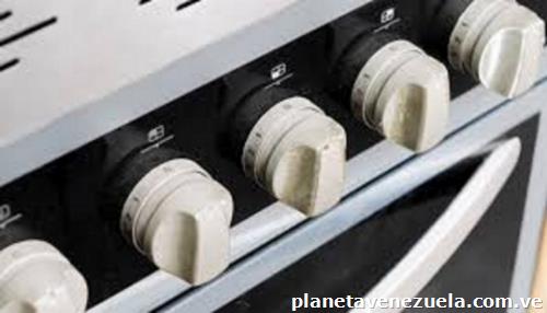 Reparación De Cocinas A Gas En Caracas 04127102415 watts app hatillo horno y campana Reparación De Puertas Comerciales, Puertas De Baño Ventanas Panorámicas Y Accesorios En Acero Servicio en Caracas