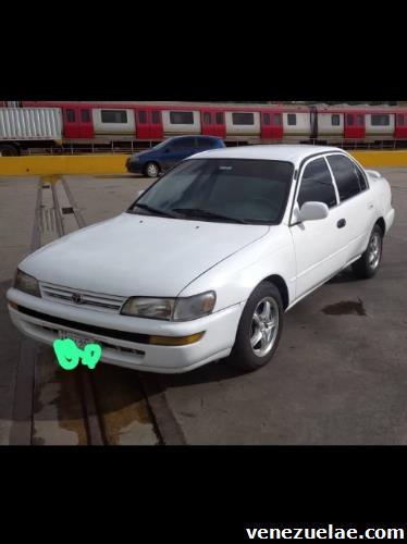 Vendo Toyota Corolla baby Camry autom??tico 98 en Caracas Distrito Capital