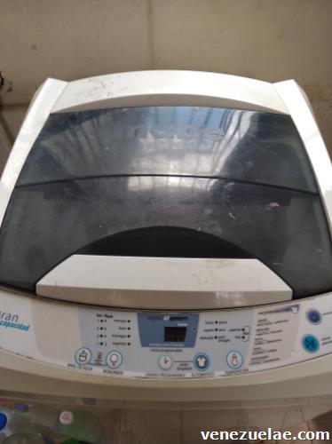 Vendo lavadora Mabe digital 10kg