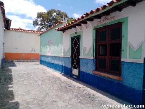 Casa versátil: perfecta para vivienda y negocio Casco Colonial Petare