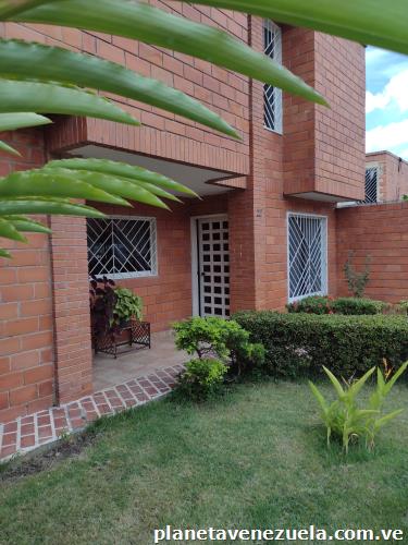 Casa de 2 plantas 187 mts
