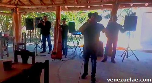 Conjunto De Música Llanera En Valencia