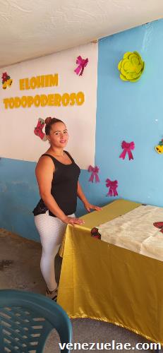 Busco trabajo de limpieza o cuidado niño
