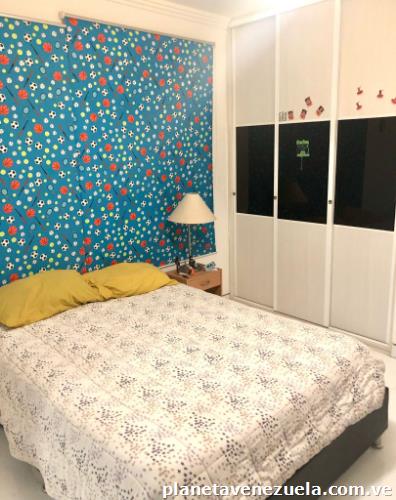 Hermoso Penthouse Ubicado en la Urb. La Trigaleña