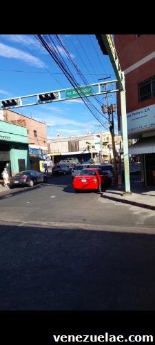 Vendo con alquiler opción compra local av lara