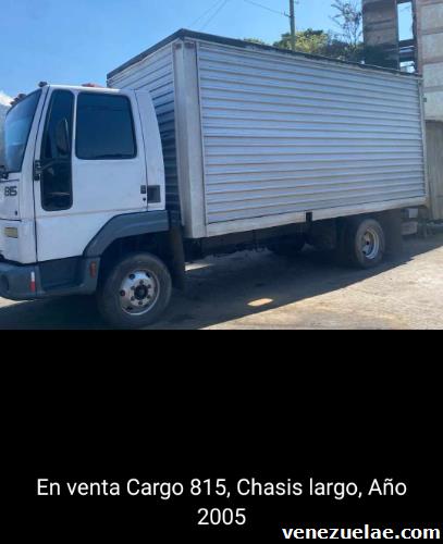 Camión Ford Cargo 815