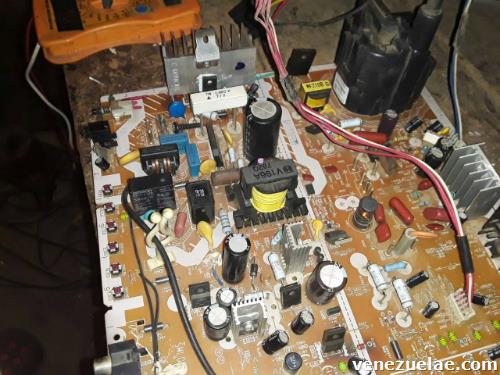 Técnico electrónico reparación de tv