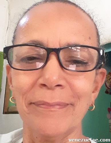 Se ofrece señora para limpieza de oficina, casa o 