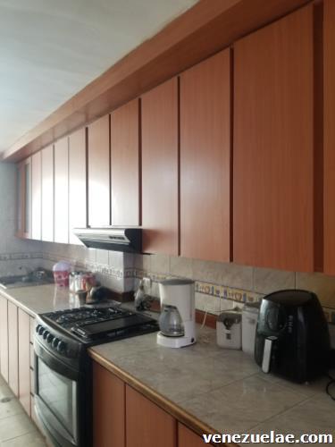 Alquiler de Habitación Para dama - 04244325810