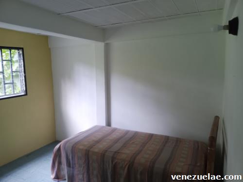 Habitación en alquiler en Barrio Obrero Nov2023