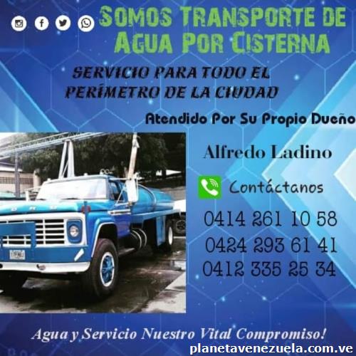 Transporte de agua en camiones cisternas