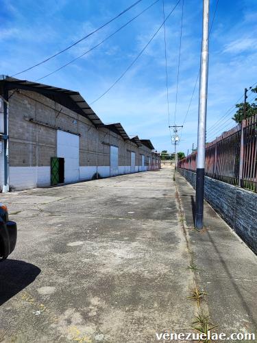 Galpón En Venta Zona Sur, Valencia, Venezuela.