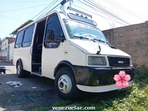 Ofrezcamos servicio de transporte y viajes